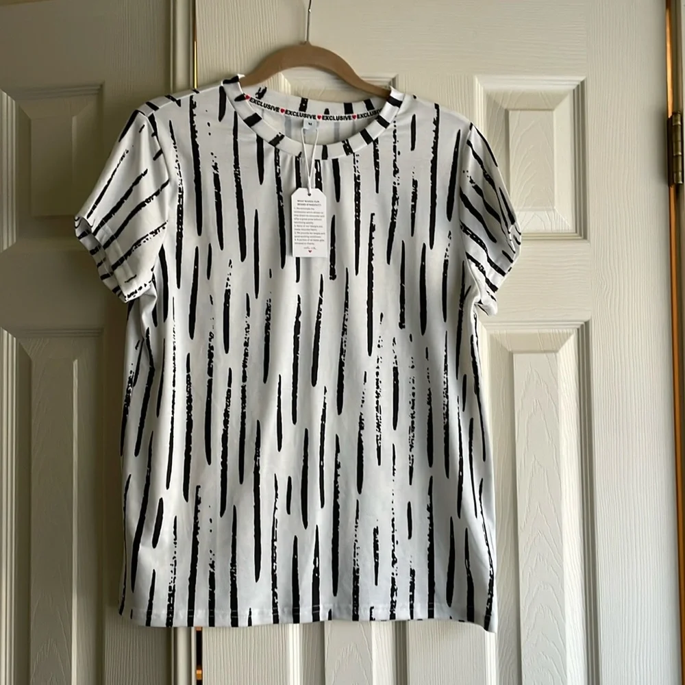 Exclusive Tee - Picture 1 of 1
